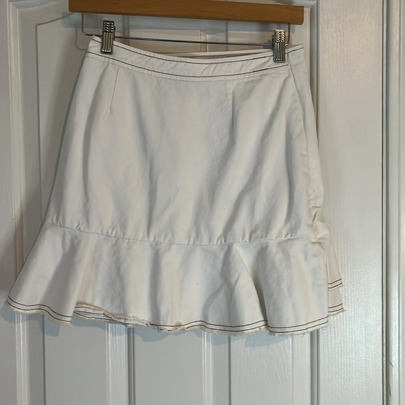 Cinq à Sept | Tous Les Jours Anson Twill Mini Skirt in Off White Sz 4 Faux Wrap - Picture 7 of 13